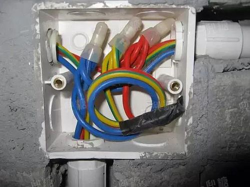 接线盒内电线的安全连接 详解“压线帽”的使用